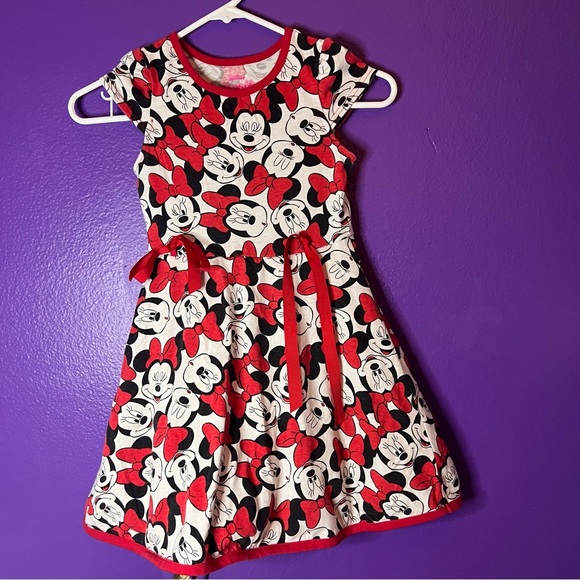 Disney Junior Minnie Mouse Dress with Red Ribbon - Picture 3 of 4